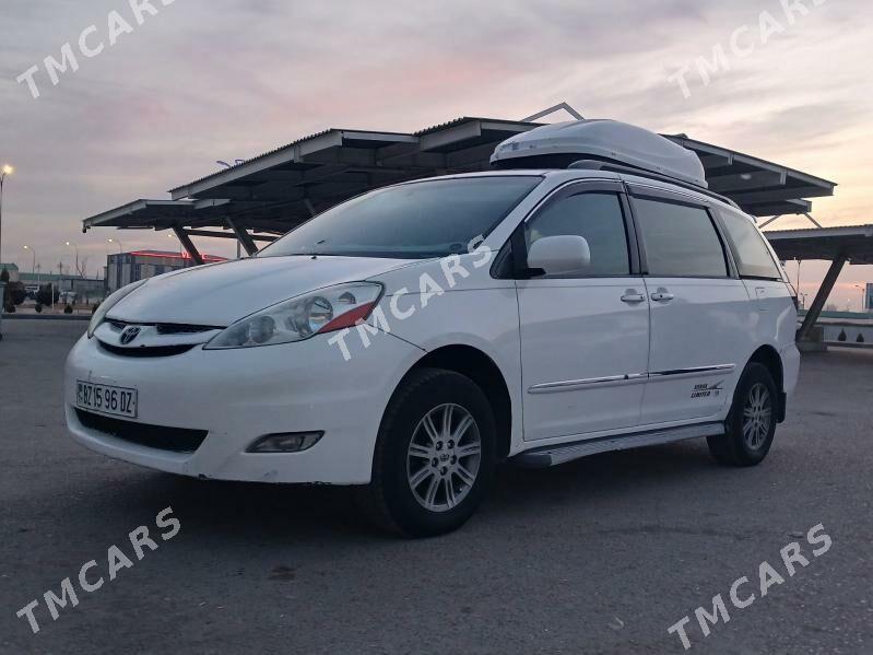 Toyota Sienna 2006 - 180 000 TMT - Дашогуз - img 4