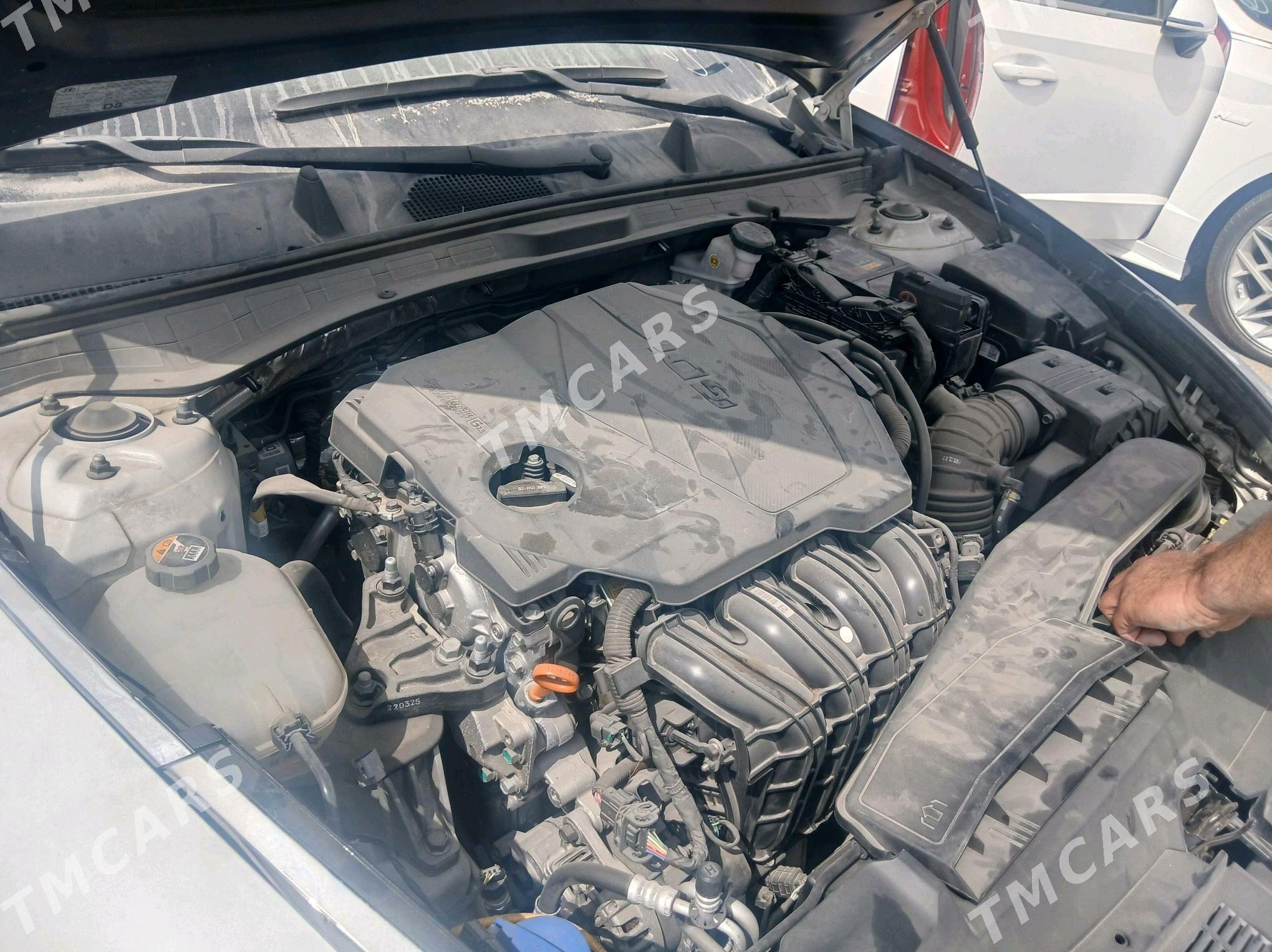 Hyundai Sonata 2022 - 260 000 TMT - Büzmeýin - img 10