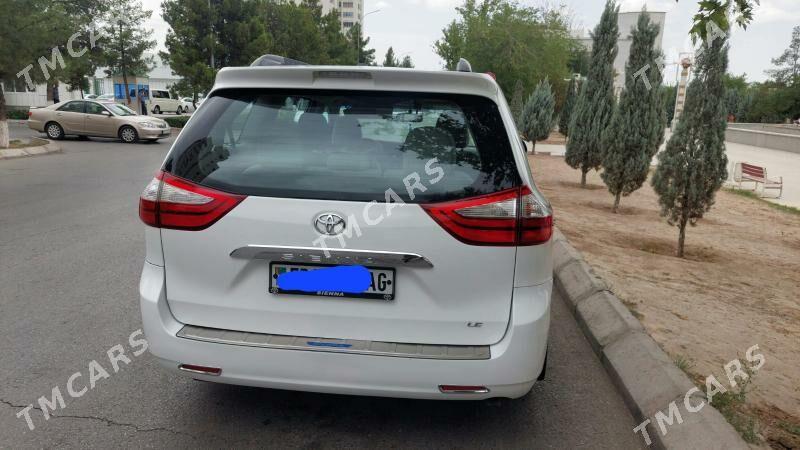Toyota Sienna 2016 - 325 000 TMT - Мир 2 - img 3