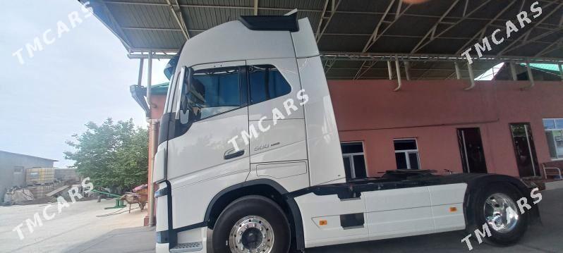 Volvo EURO 4 2018 - 1 300 000 TMT - Büzmeýin - img 6