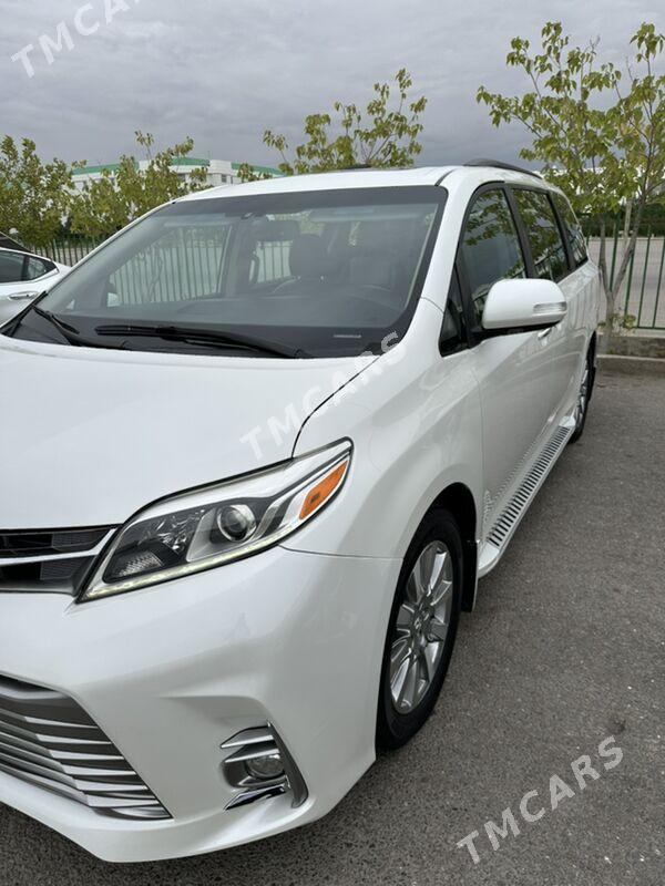 Toyota Sienna 2020 - 700 000 TMT - Aşgabat - img 4
