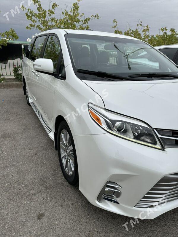Toyota Sienna 2020 - 700 000 TMT - Aşgabat - img 6