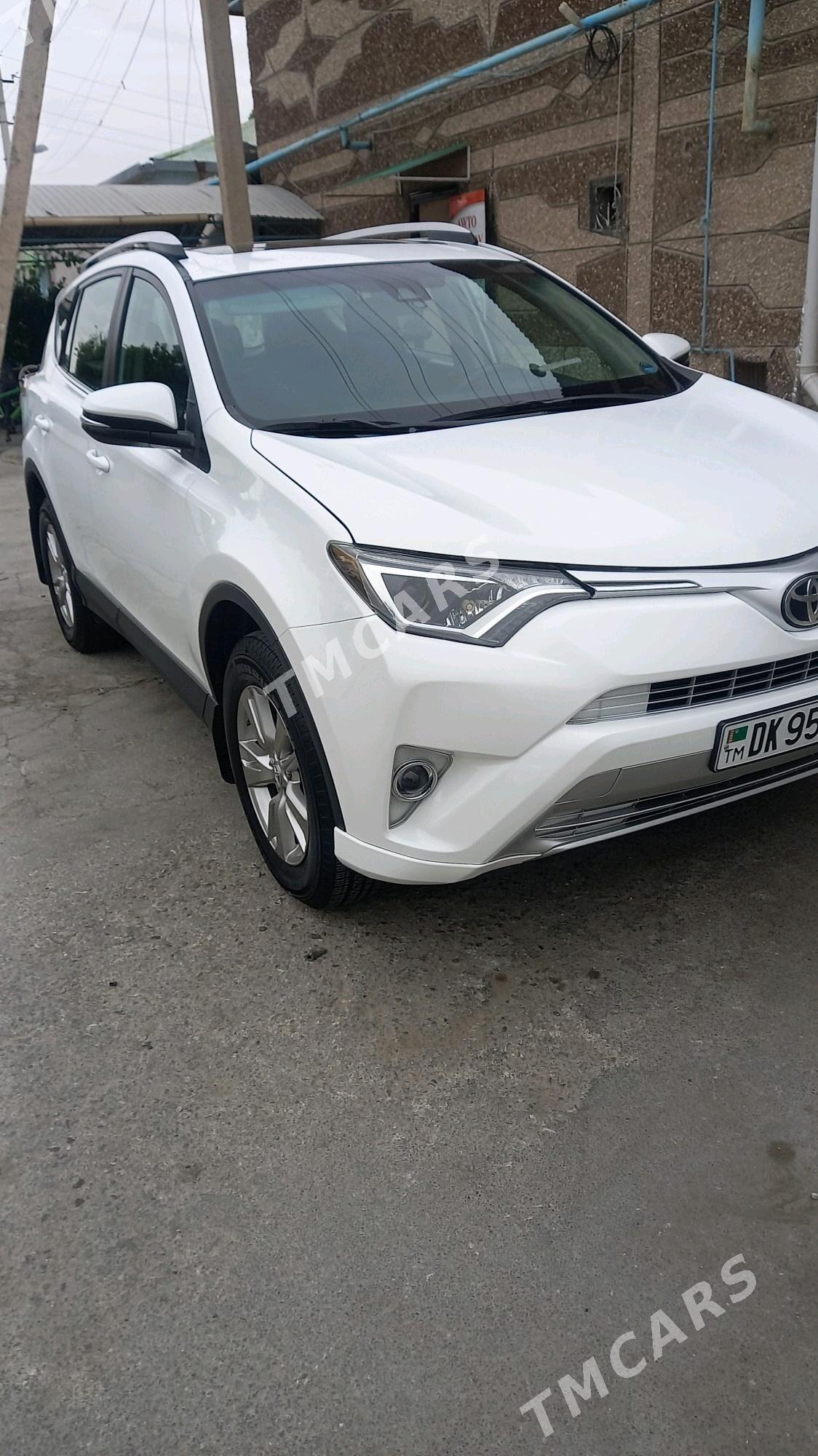 Toyota RAV4 2018 - 400 000 TMT - Aşgabat - img 6