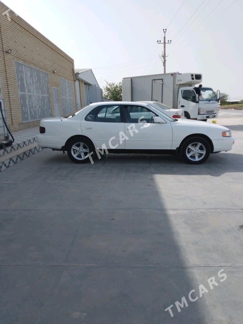 Toyota Camry 1996 - 98 000 TMT - Байрамали - img 3