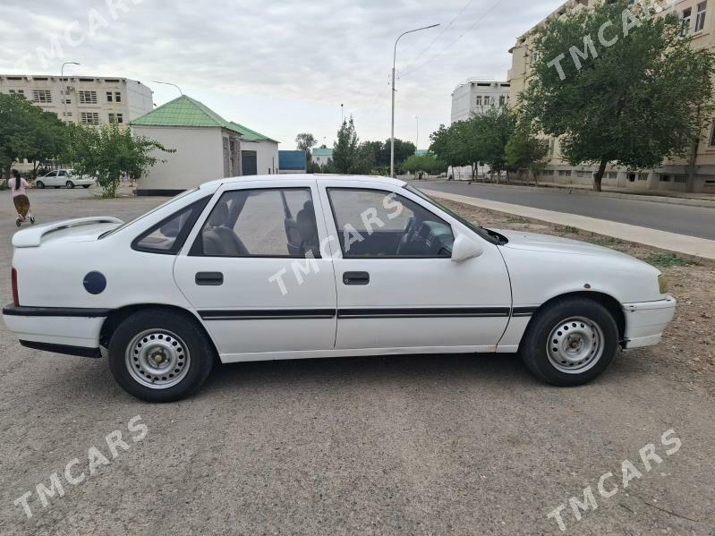 Opel Vectra 1989 - 32 000 TMT - Ашхабад - img 2