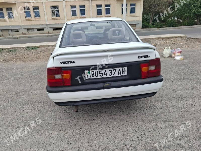Opel Vectra 1989 - 32 000 TMT - Ашхабад - img 3