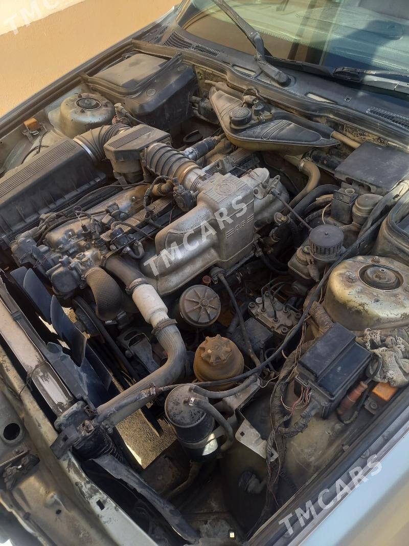 BMW 535 1990 - 50 000 TMT - Mary - img 3