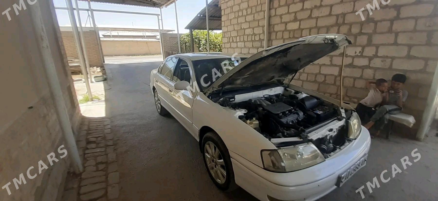 Toyota Avalon 1999 - 116 000 TMT - Кака - img 3