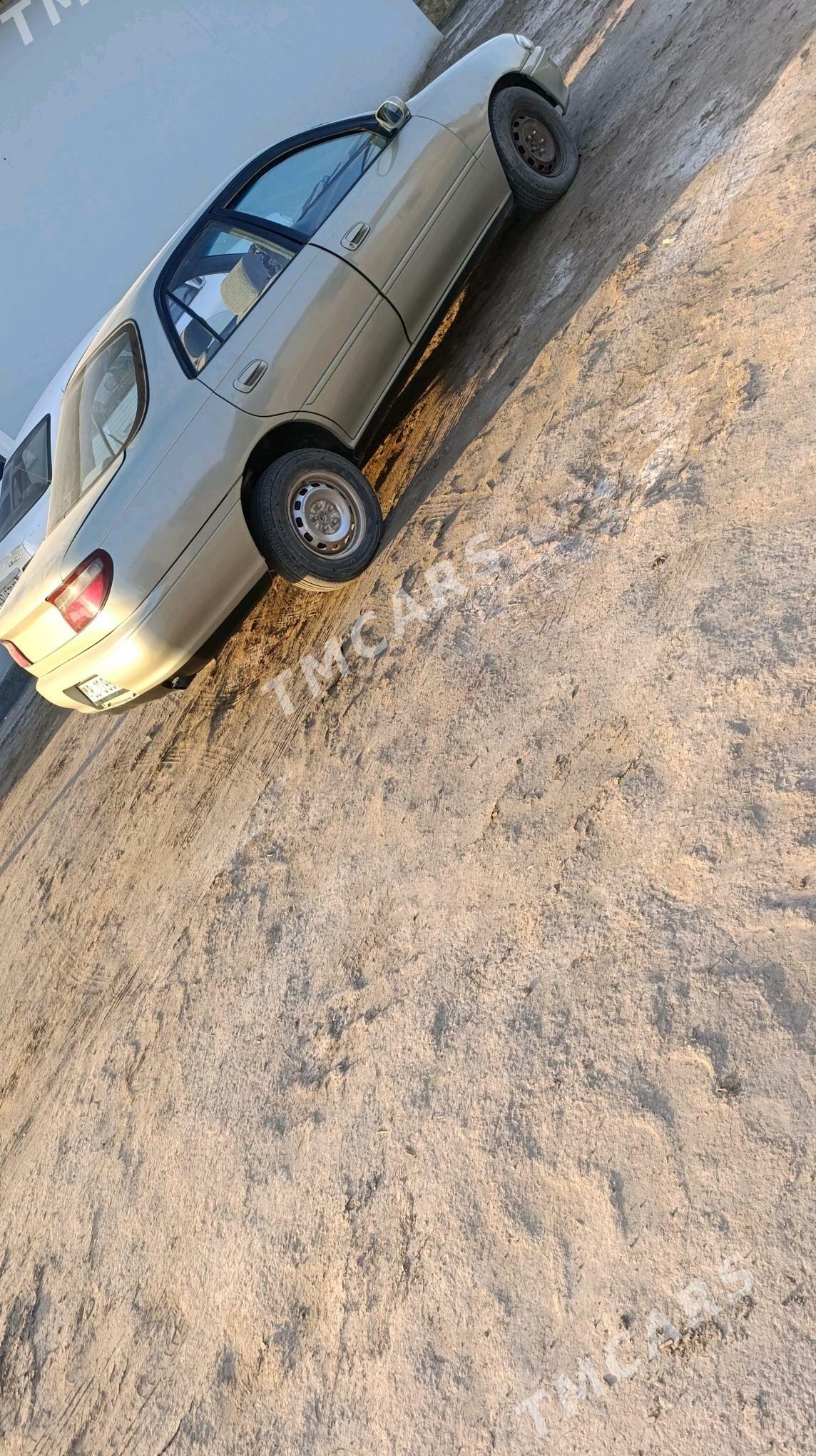 Toyota Carina 1992 - 45 000 TMT - Gurbansoltan Eje - img 2
