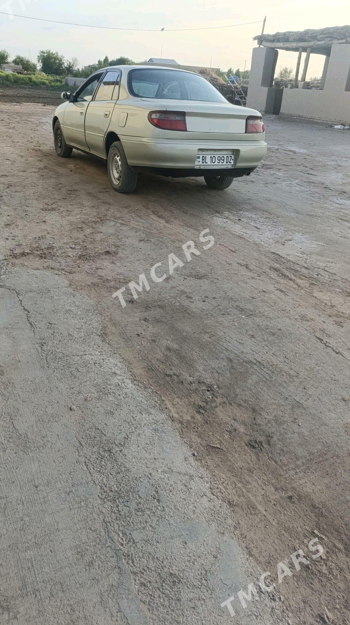 Toyota Carina 1992 - 45 000 TMT - Gurbansoltan Eje - img 3