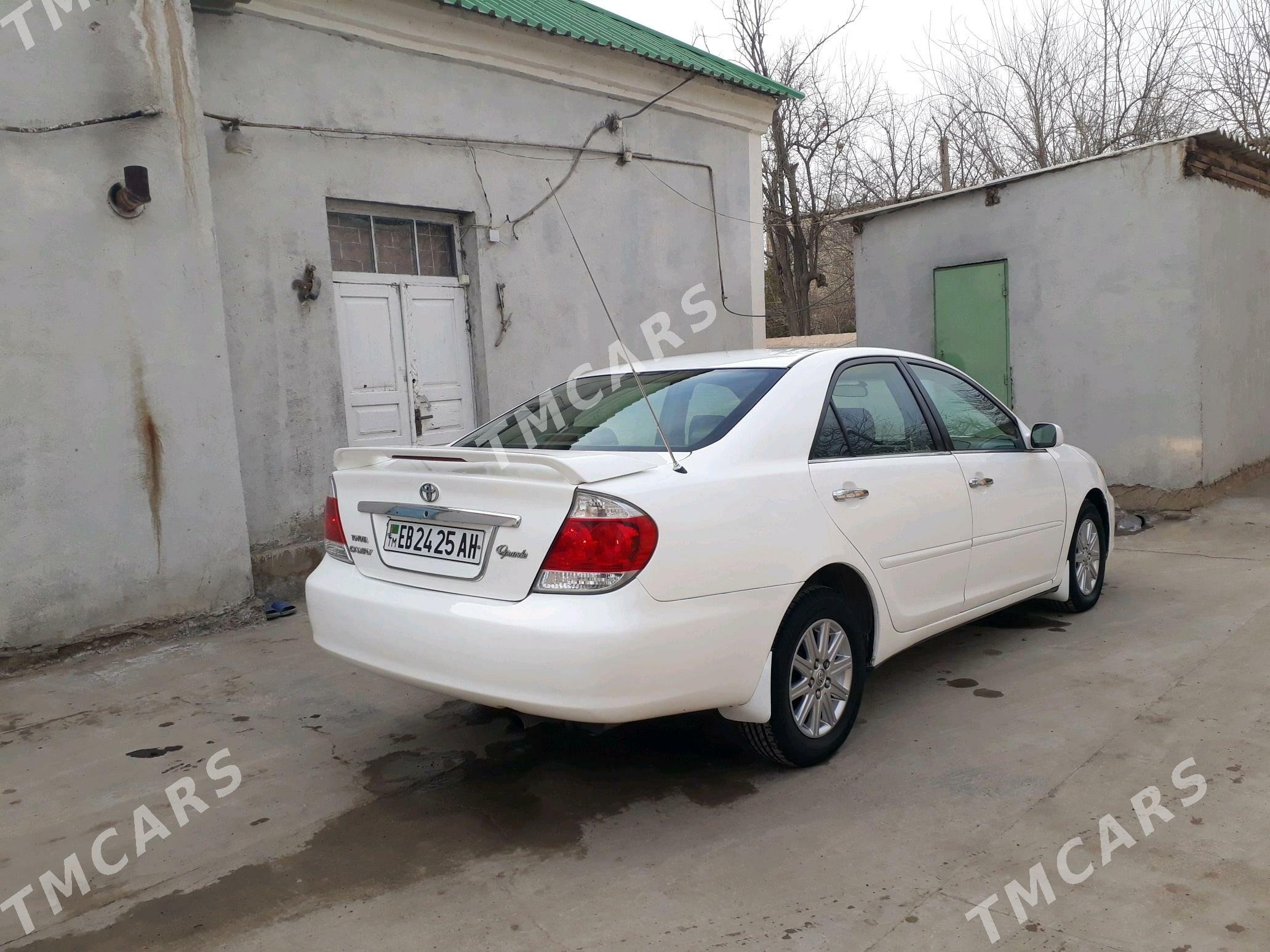 Toyota Camry 2004 - 146 000 TMT - Теджен - img 7