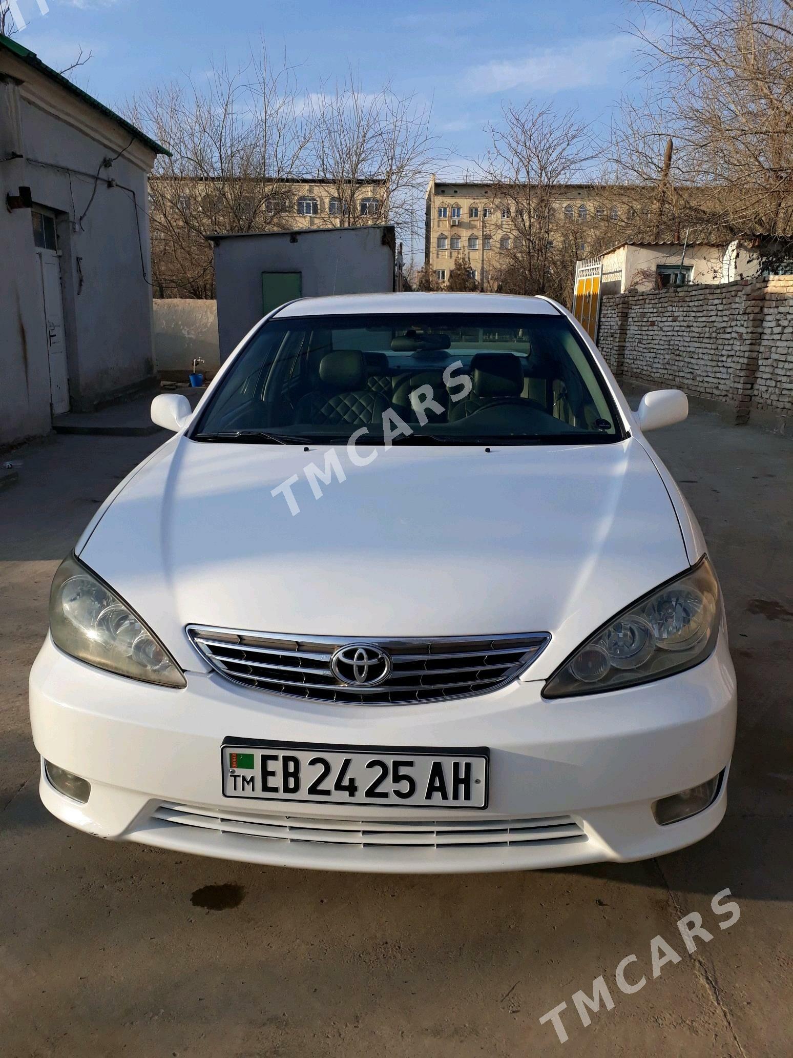 Toyota Camry 2004 - 146 000 TMT - Теджен - img 9