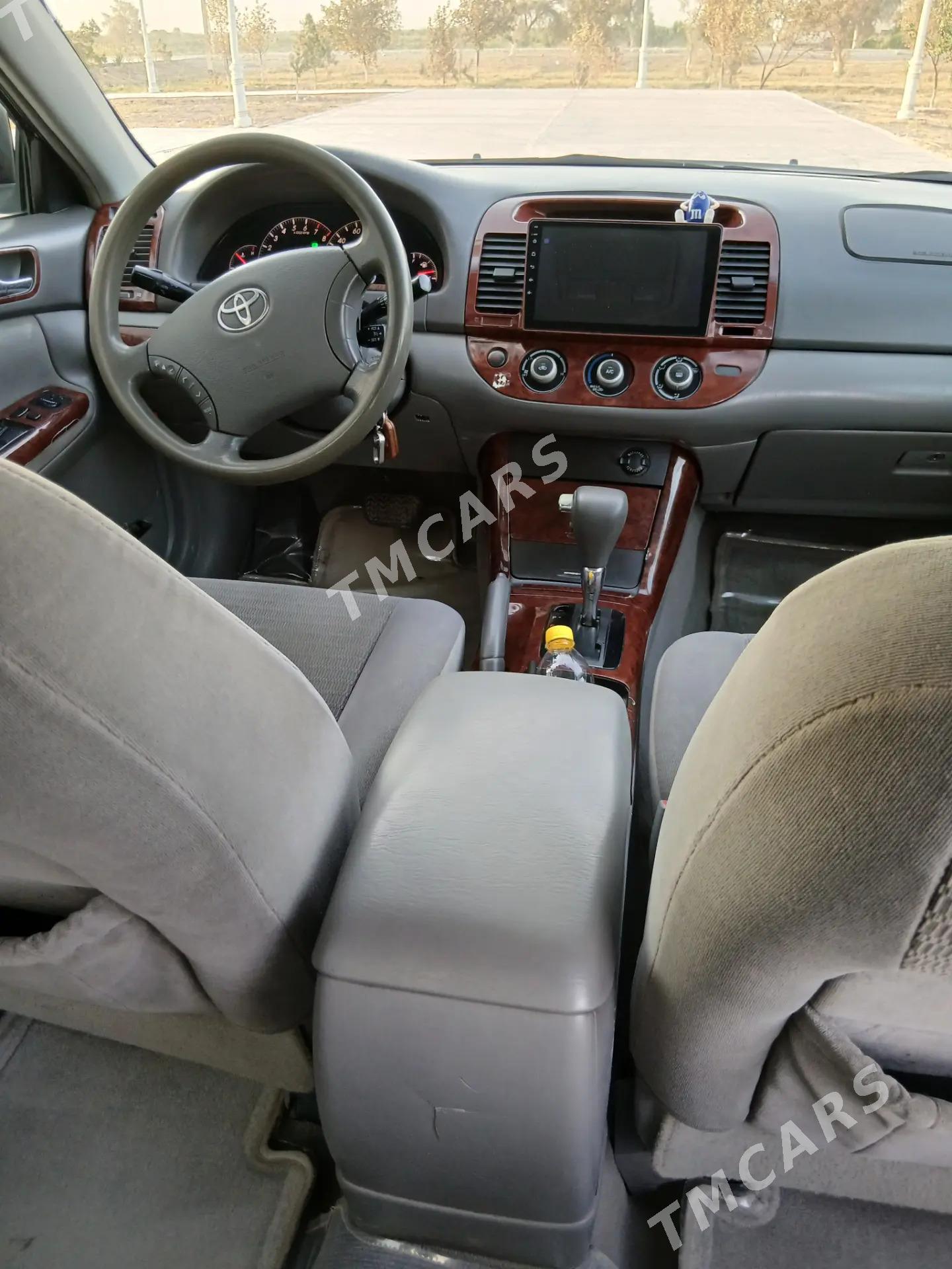 Toyota Camry 2005 - 158 000 TMT - Халач - img 3