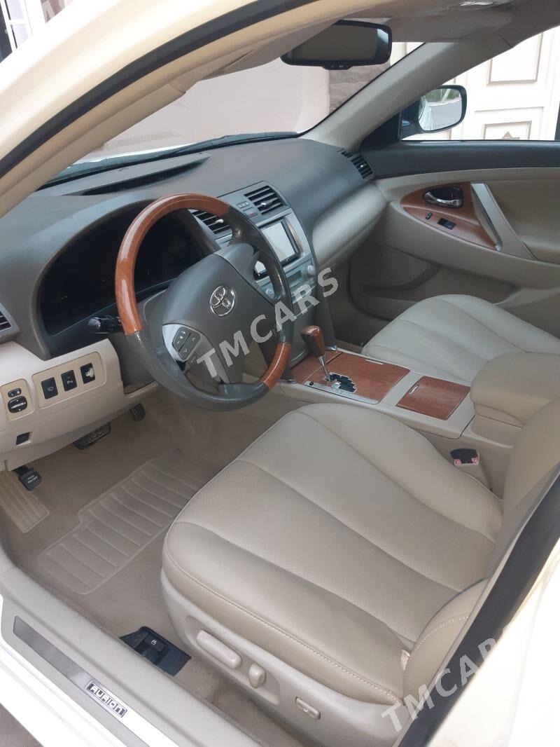 Toyota Aurion 2010 - 250 000 TMT - Aşgabat - img 3