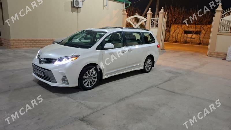 Toyota Sienna 2019 - 500 000 TMT - Ашхабад - img 4