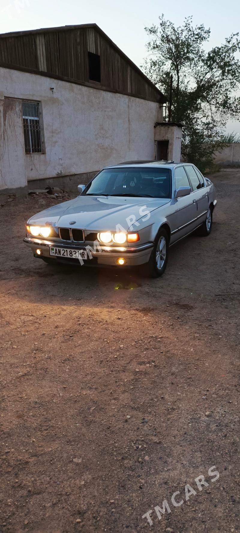 BMW 7 Series 1992 - 60 000 TMT - Мары - img 2