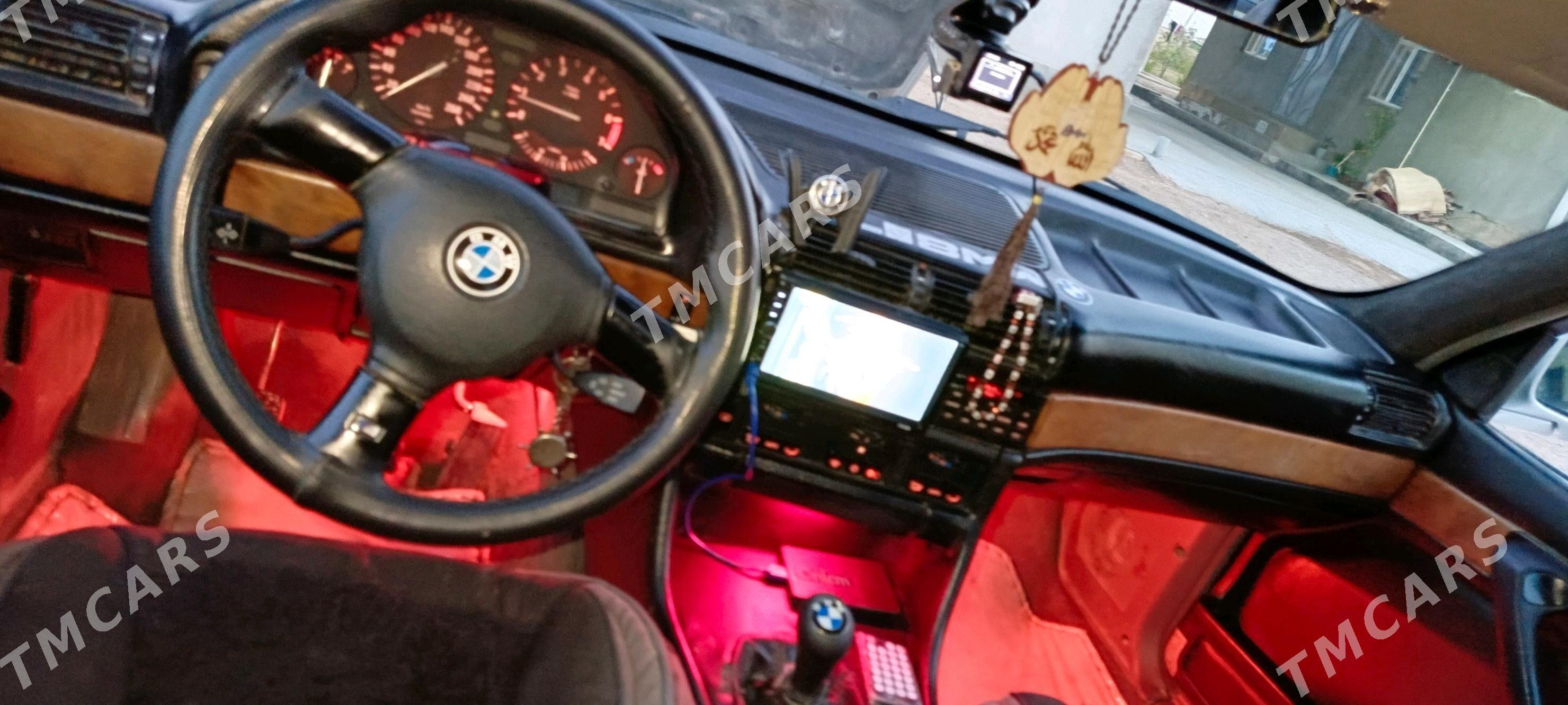 BMW 7 Series 1992 - 60 000 TMT - Мары - img 10