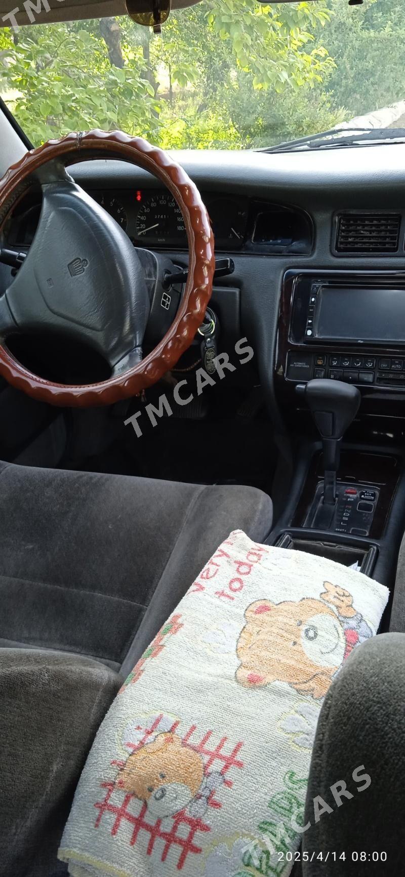 Toyota Camry 1992 - 50 000 TMT - Векильбазар - img 6