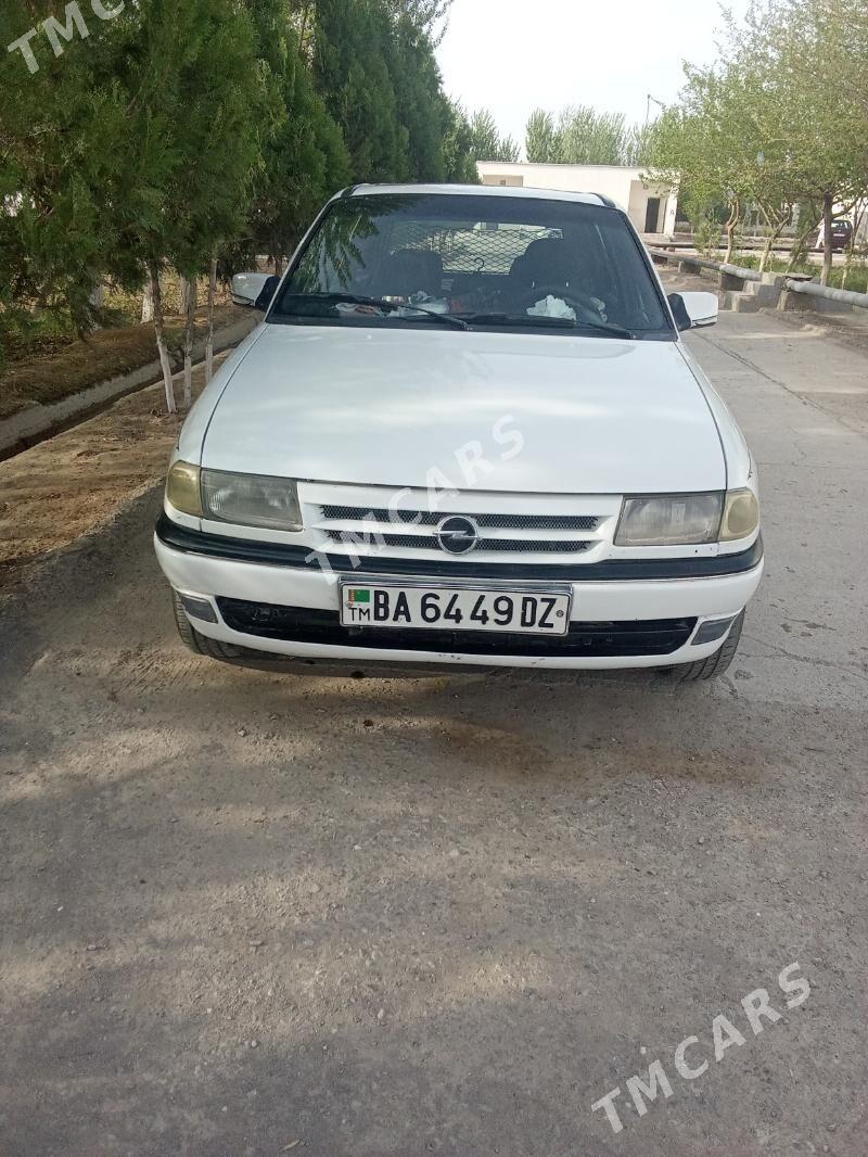 Opel Astra 1993 - 35 000 TMT - Gurbansoltan Eje - img 2