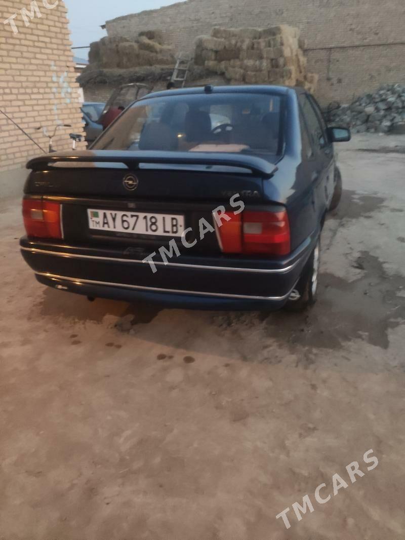 Opel Vectra 1992 - 50 000 TMT - Чарджоу - img 5