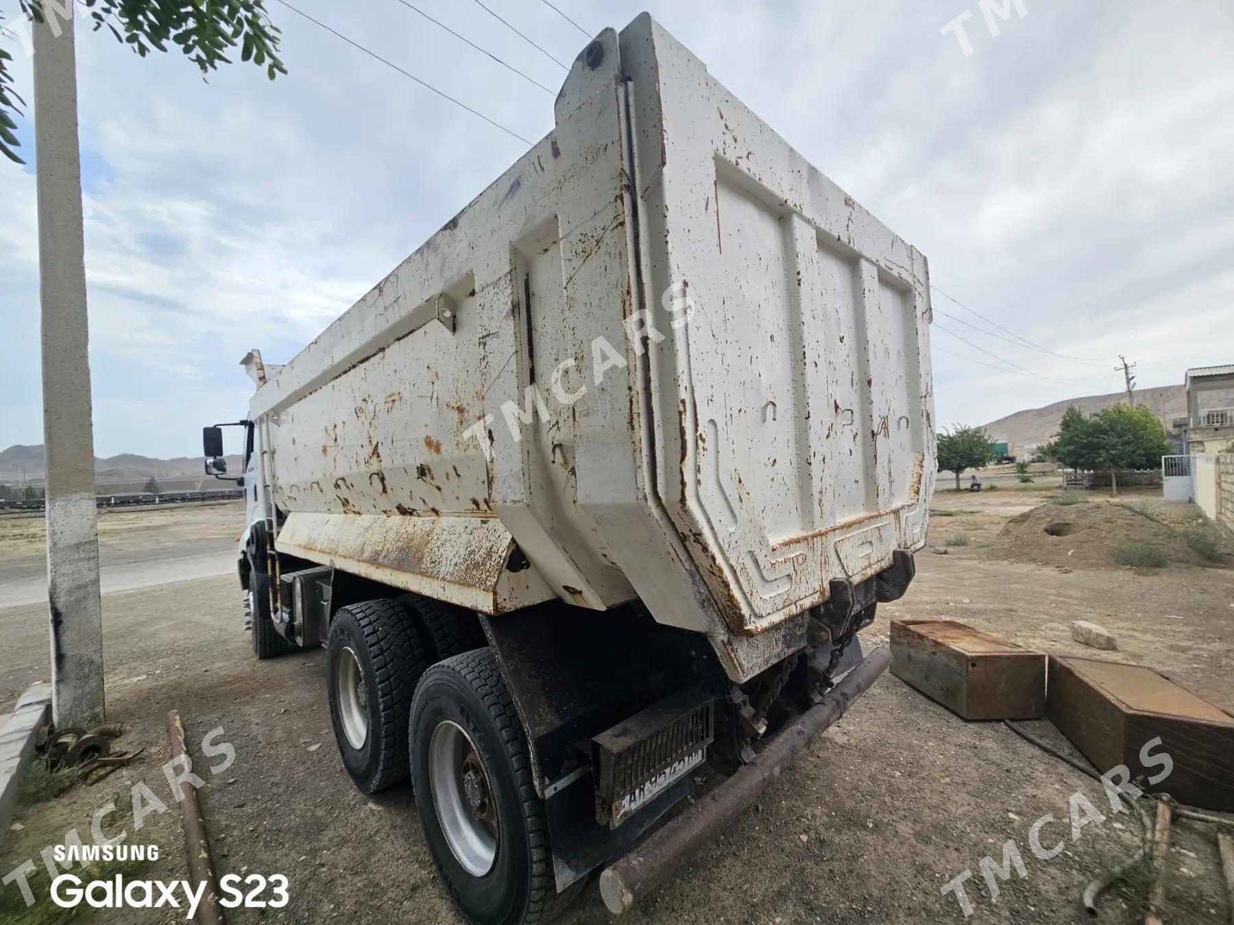 Ford Cargo 3535D 2014 - 700 000 TMT - Туркменбаши - img 4