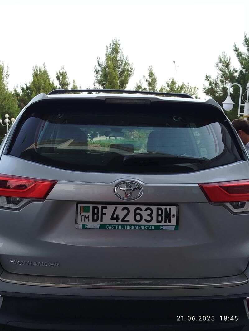 Toyota Highlander 2019 - 400 000 TMT - Türkmenbaşy - img 2