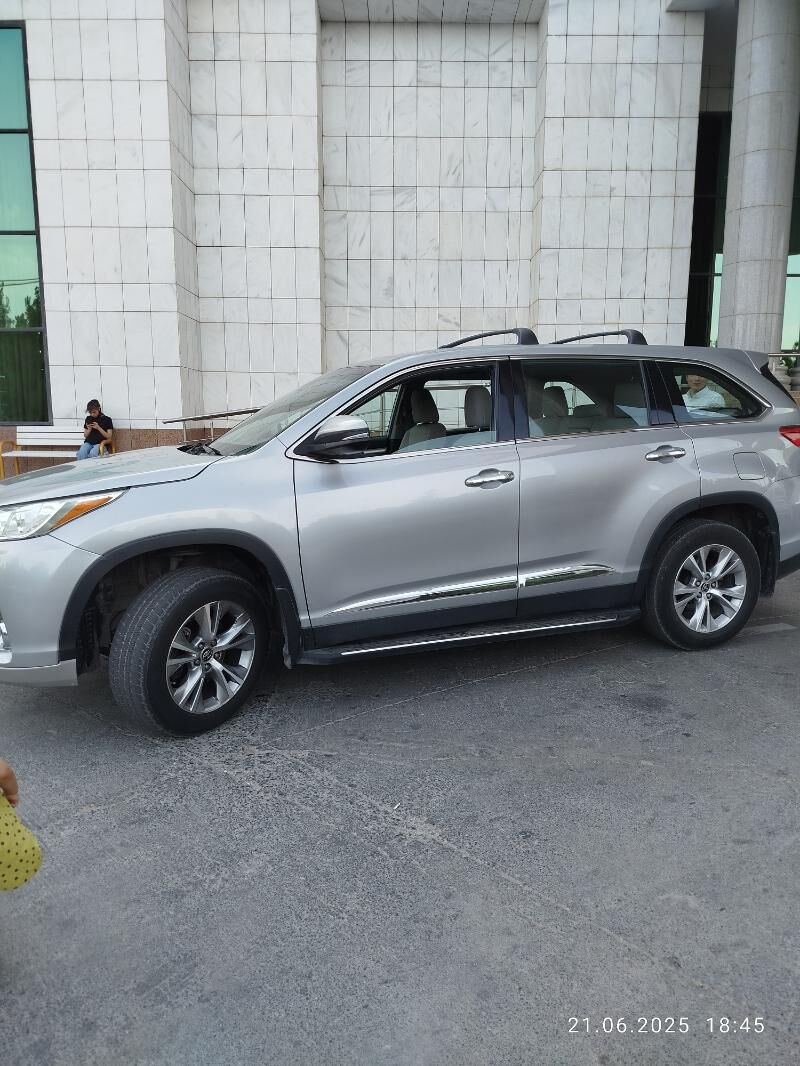 Toyota Highlander 2019 - 400 000 TMT - Türkmenbaşy - img 6