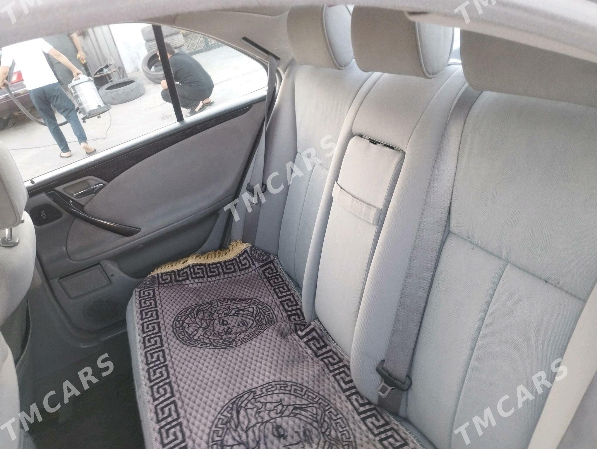 Mercedes-Benz E320 2001 - 130 000 TMT - Балканабат - img 5
