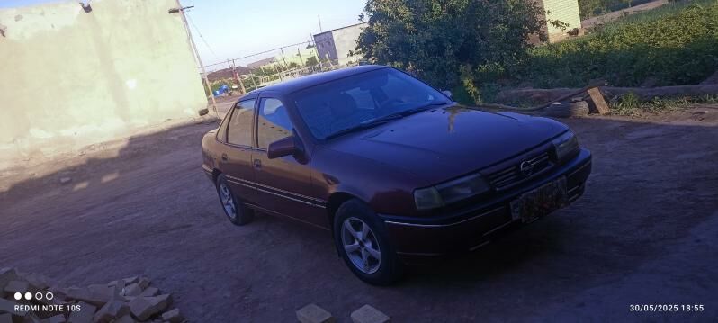 Opel Vectra 1992 - 26 000 TMT - Фарап - img 7