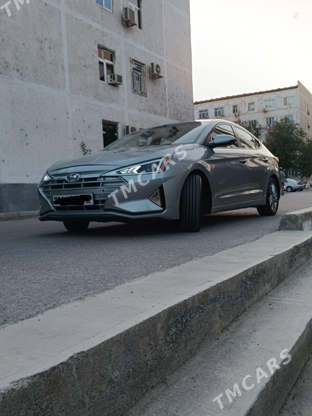 Hyundai Elantra 2019 - 210 000 TMT - Mary - img 2