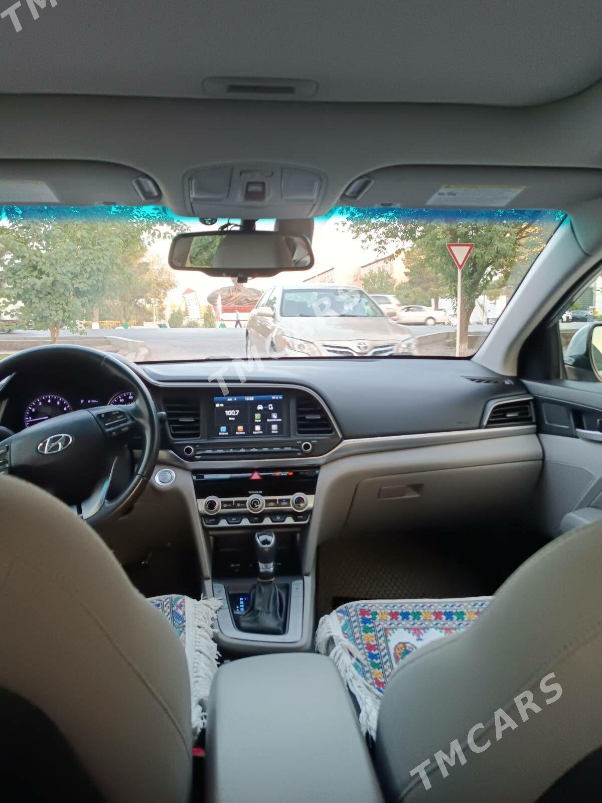 Hyundai Elantra 2019 - 210 000 TMT - Mary - img 7