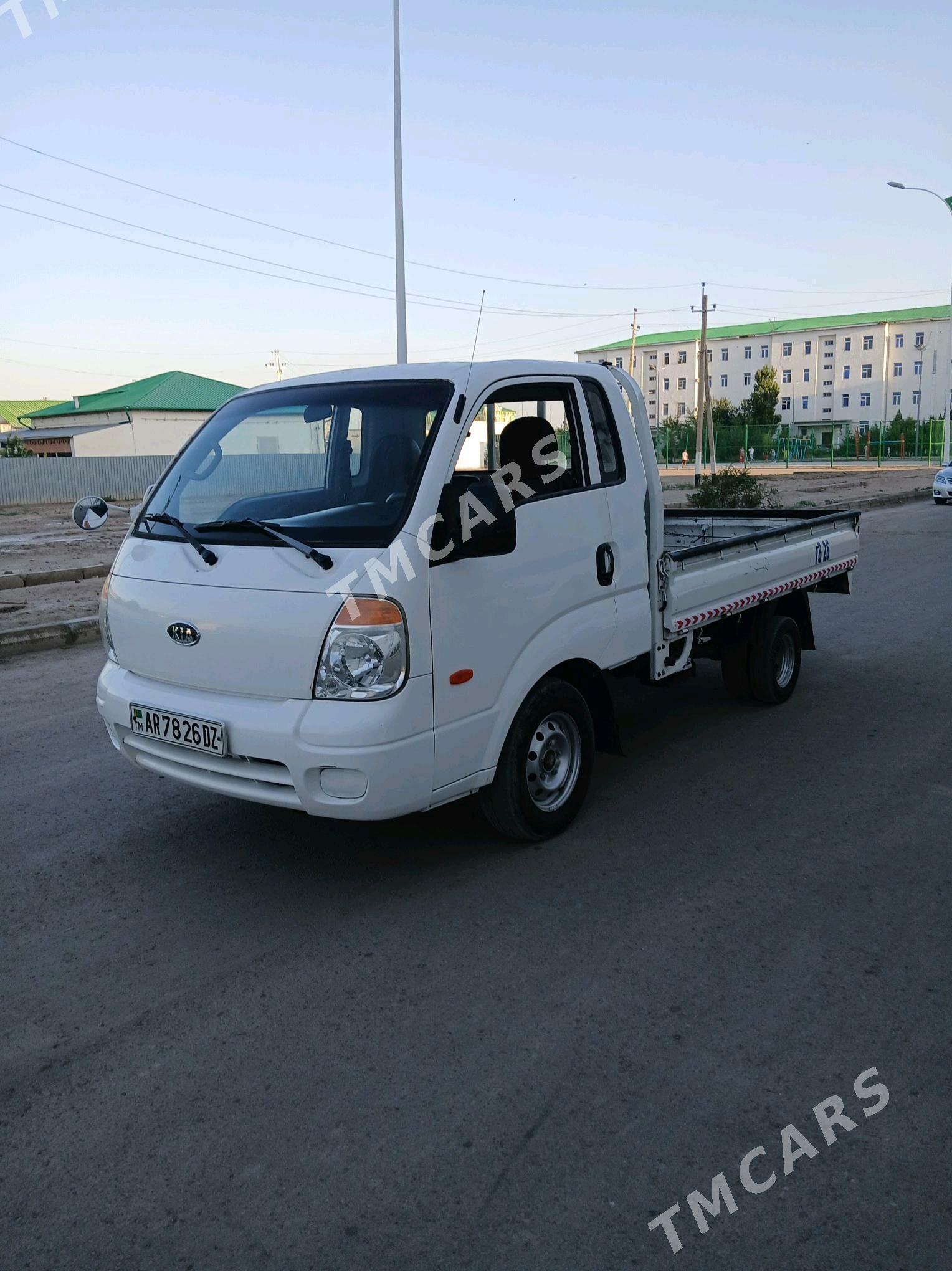 Kia Bongo 2009 - 150 000 TMT - Daşoguz - img 4