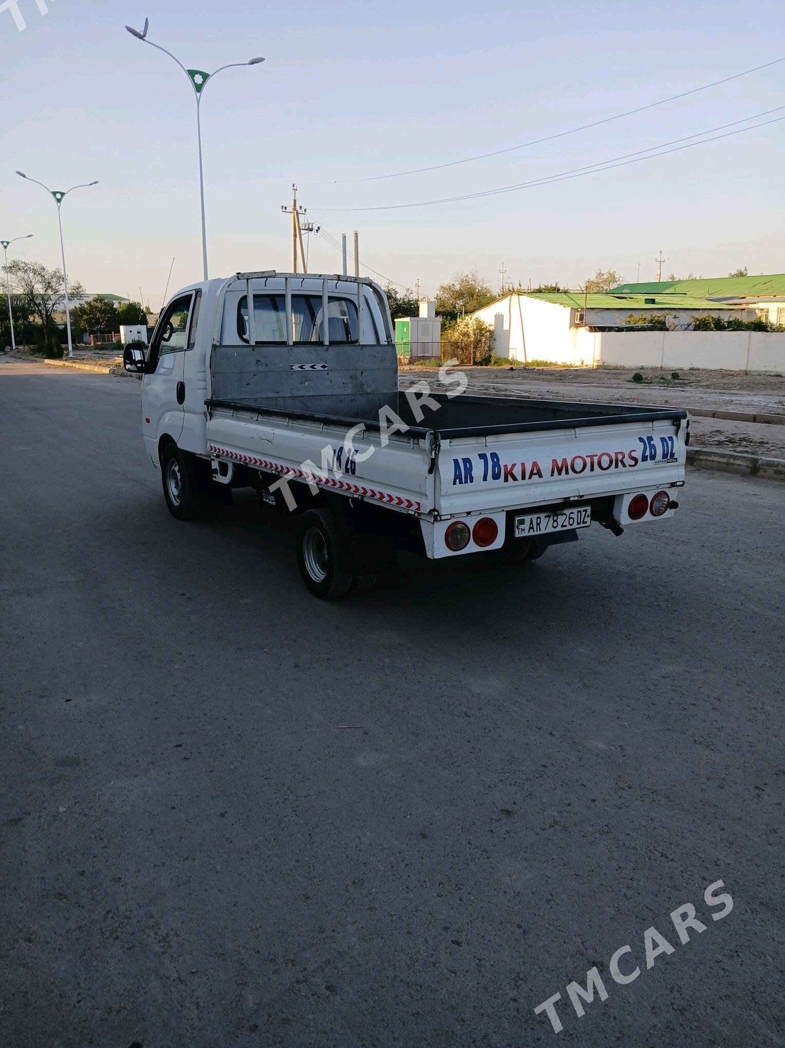 Kia Bongo 2009 - 150 000 TMT - Daşoguz - img 5