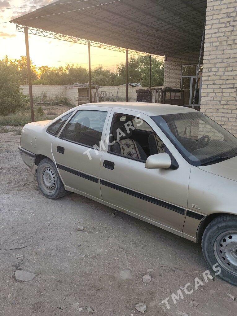 Opel Vectra 1991 - 25 000 TMT - Саят - img 3