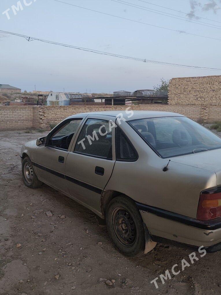 Opel Vectra 1991 - 25 000 TMT - Саят - img 10