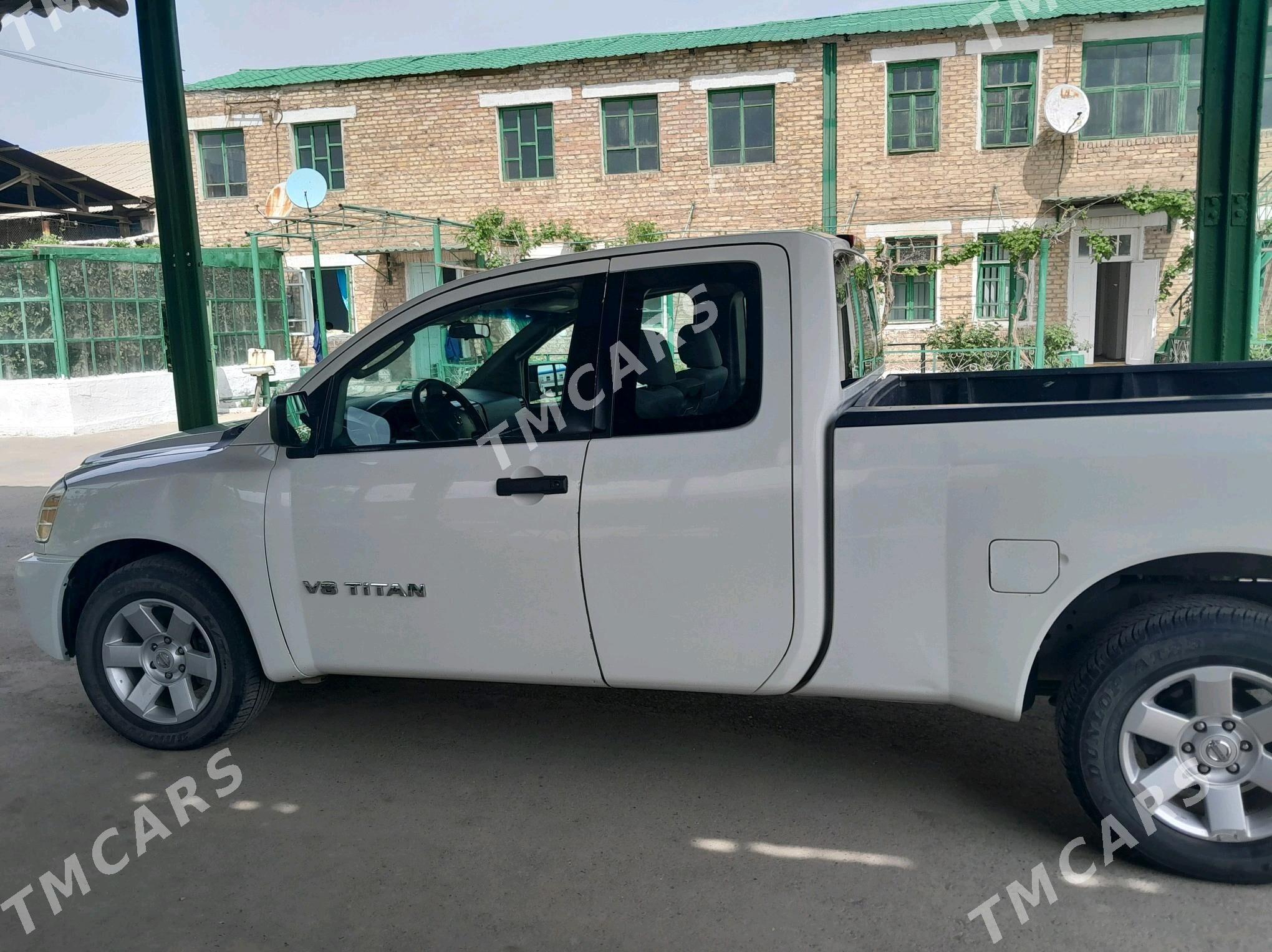 Nissan Titan 2007 - 185 000 TMT - Дянев - img 3
