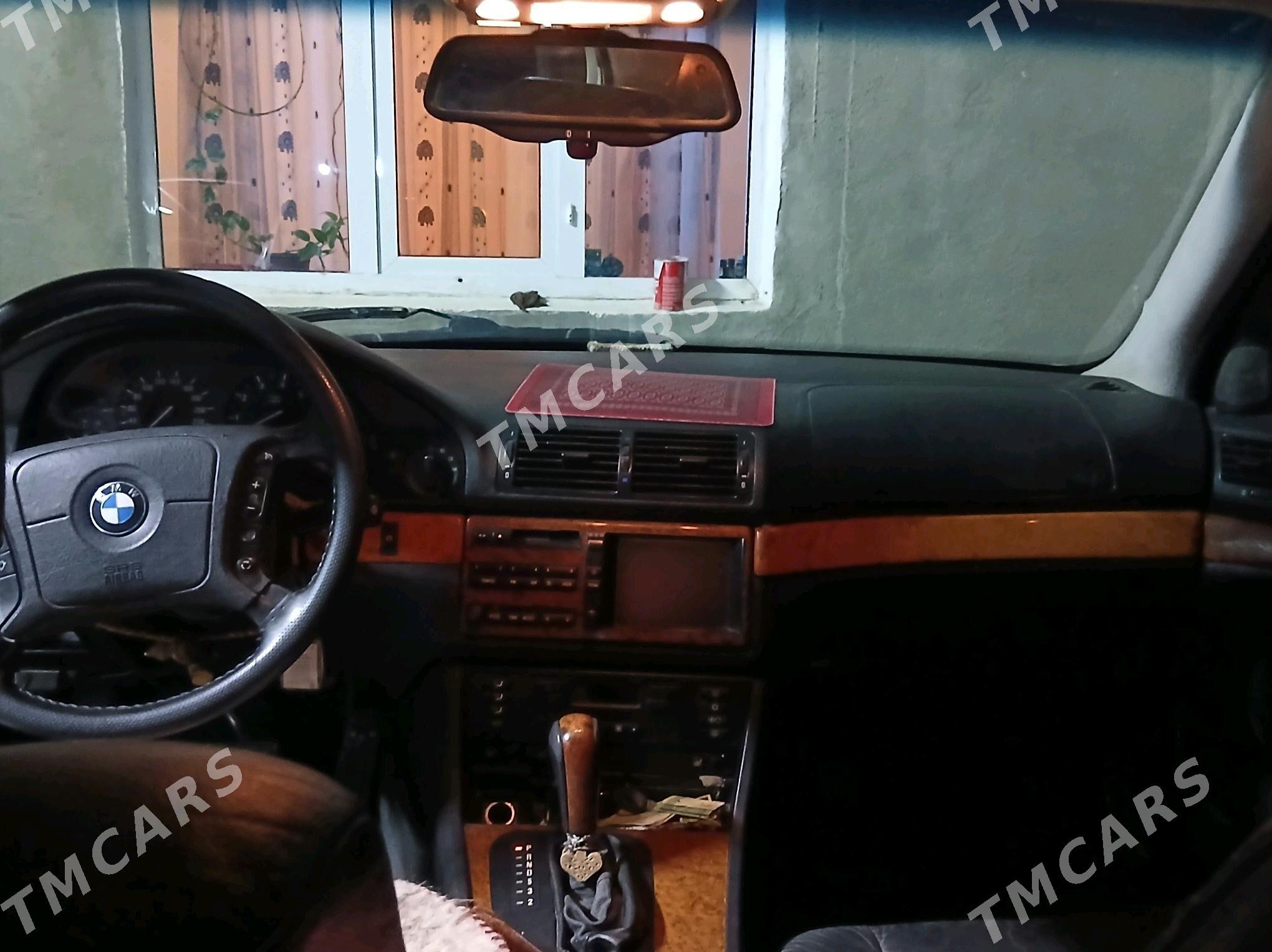 BMW E39 1998 - 80 000 TMT - Яшлык - img 8