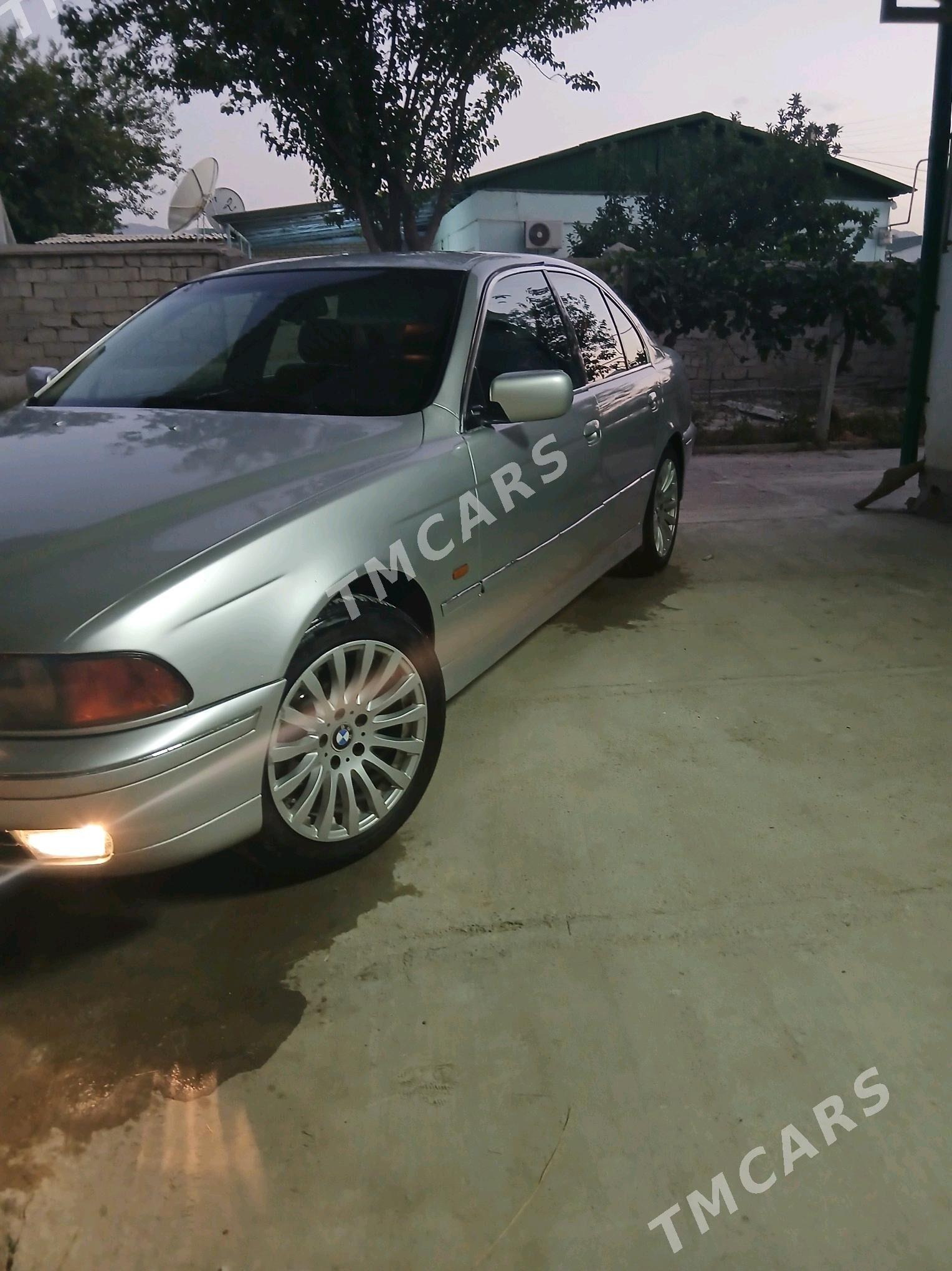 BMW E39 1998 - 80 000 TMT - Яшлык - img 6