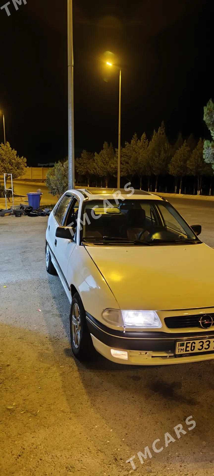Opel Astra 1992 - 35 000 TMT - Мары - img 3