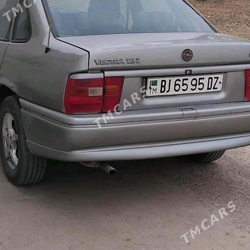 Opel Vectra 1993 - 36 000 TMT - Гурбансолтан Едже - img 3