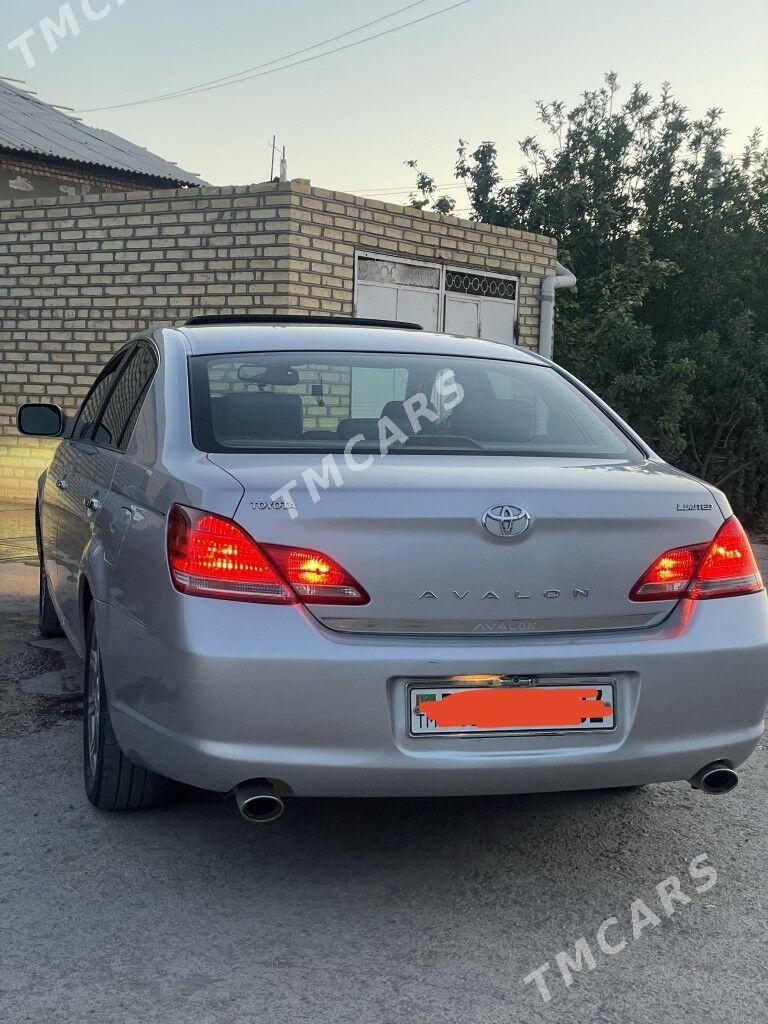 Toyota Avalon 2006 - 200 000 TMT - Дашогуз - img 3