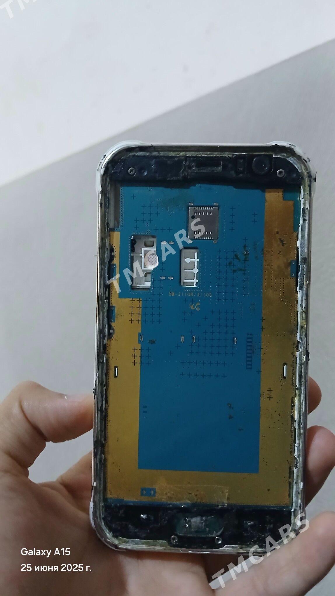 Samsung J1ace - Mary - img 2