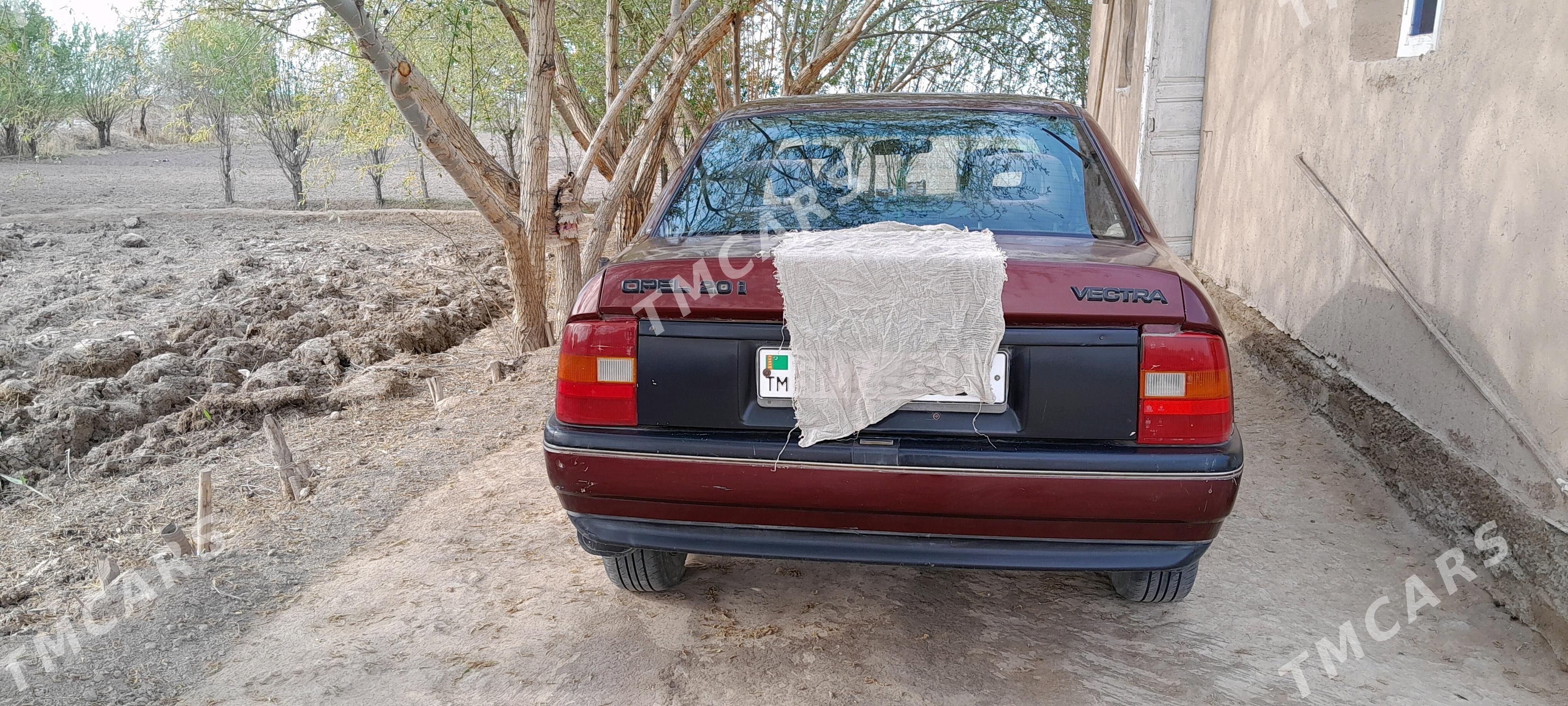 Opel Vectra 1990 - 27 000 TMT - Губадаг - img 4