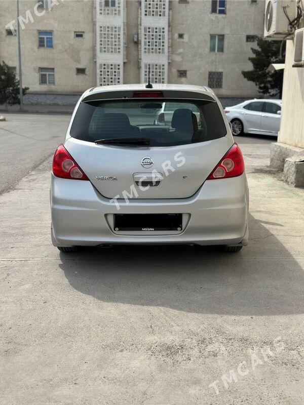 Nissan Versa 2010 - 115 000 TMT - Ашхабад - img 2