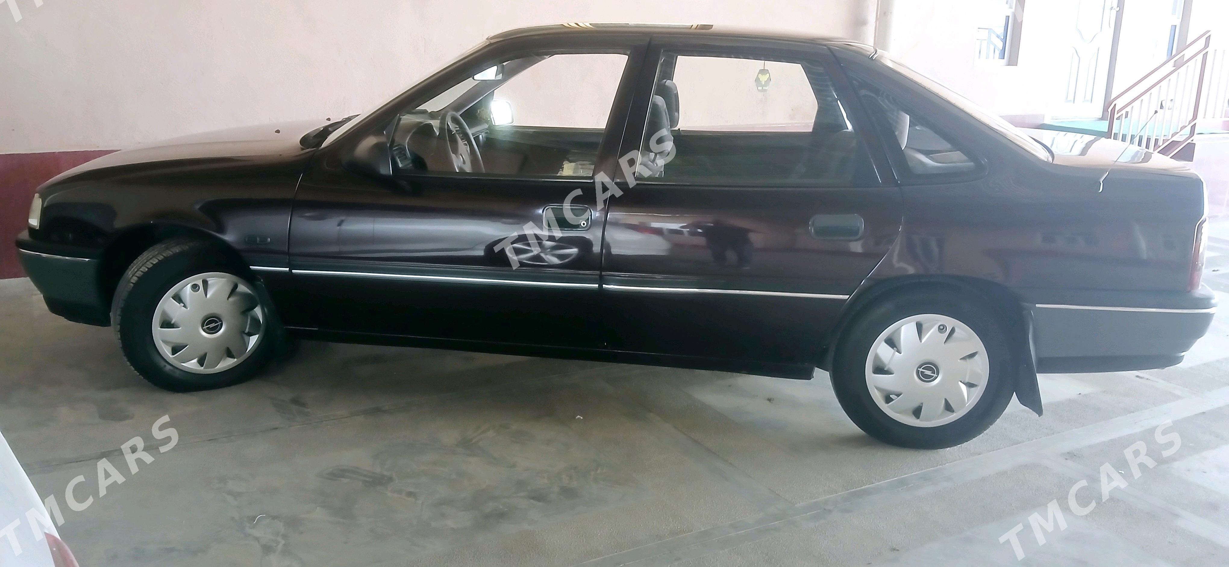 Opel Vectra 1991 - 35 000 TMT - Murgap - img 2