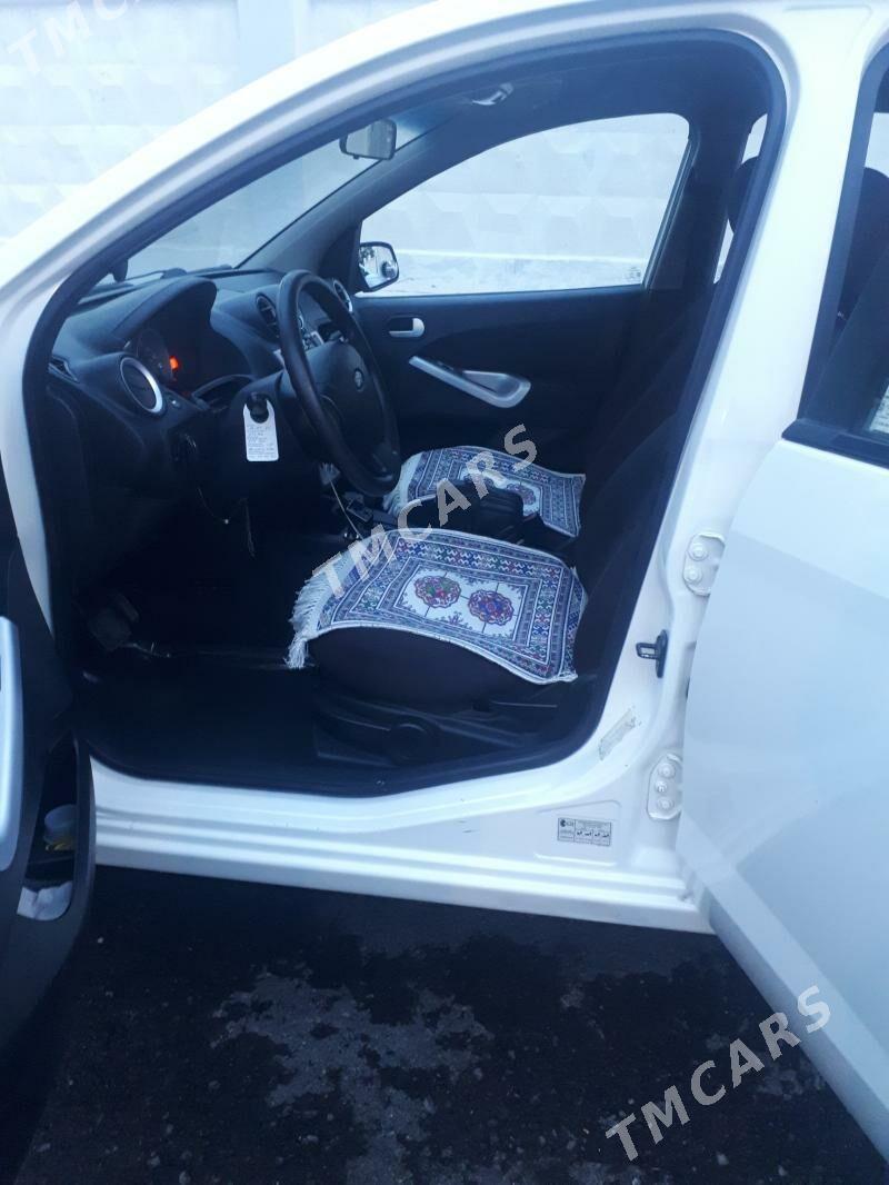 Ford Figo 2011 - 95 000 TMT - 30 мкр - img 2