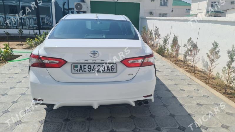 Toyota Camry 2019 - 285 000 TMT - Aşgabat - img 3