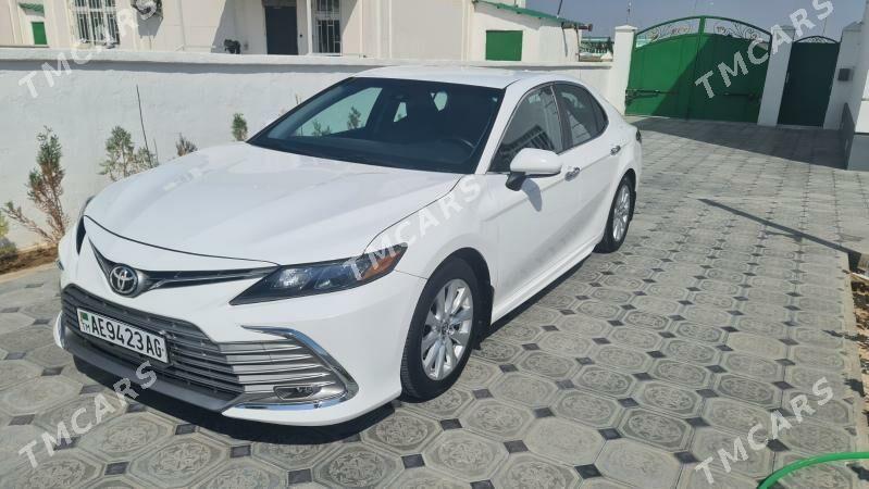Toyota Camry 2019 - 285 000 TMT - Aşgabat - img 2