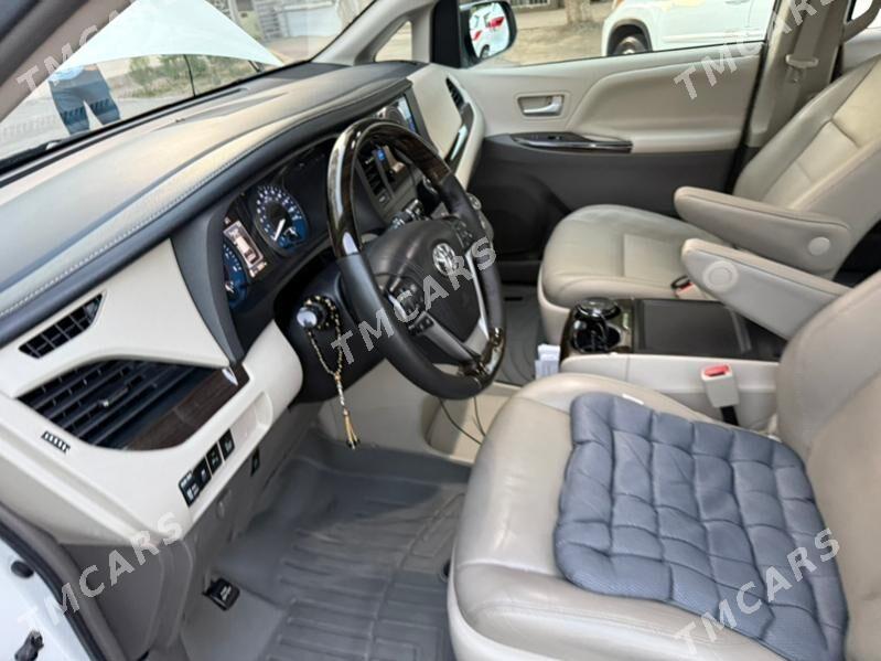 Toyota Sienna 2017 - 470 000 TMT - Ашхабад - img 2