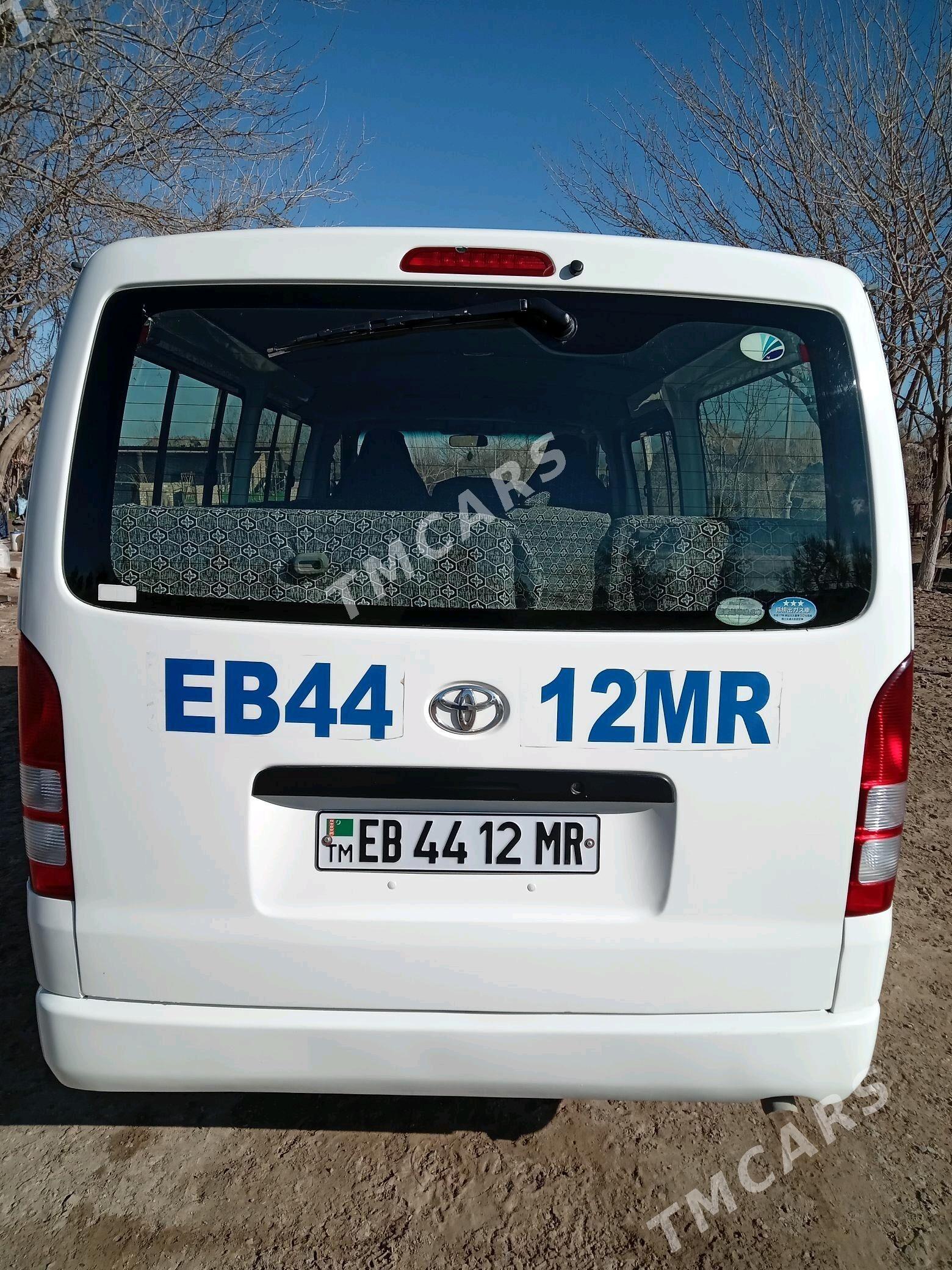 Toyota Hiace 2006 - 220 000 TMT - Каракумский этрап - img 3